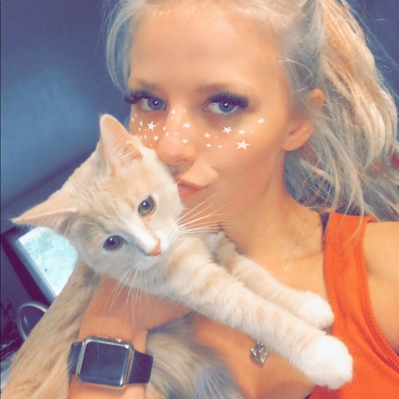 Meet your Posher, Cheyann - Picture 1 of 1